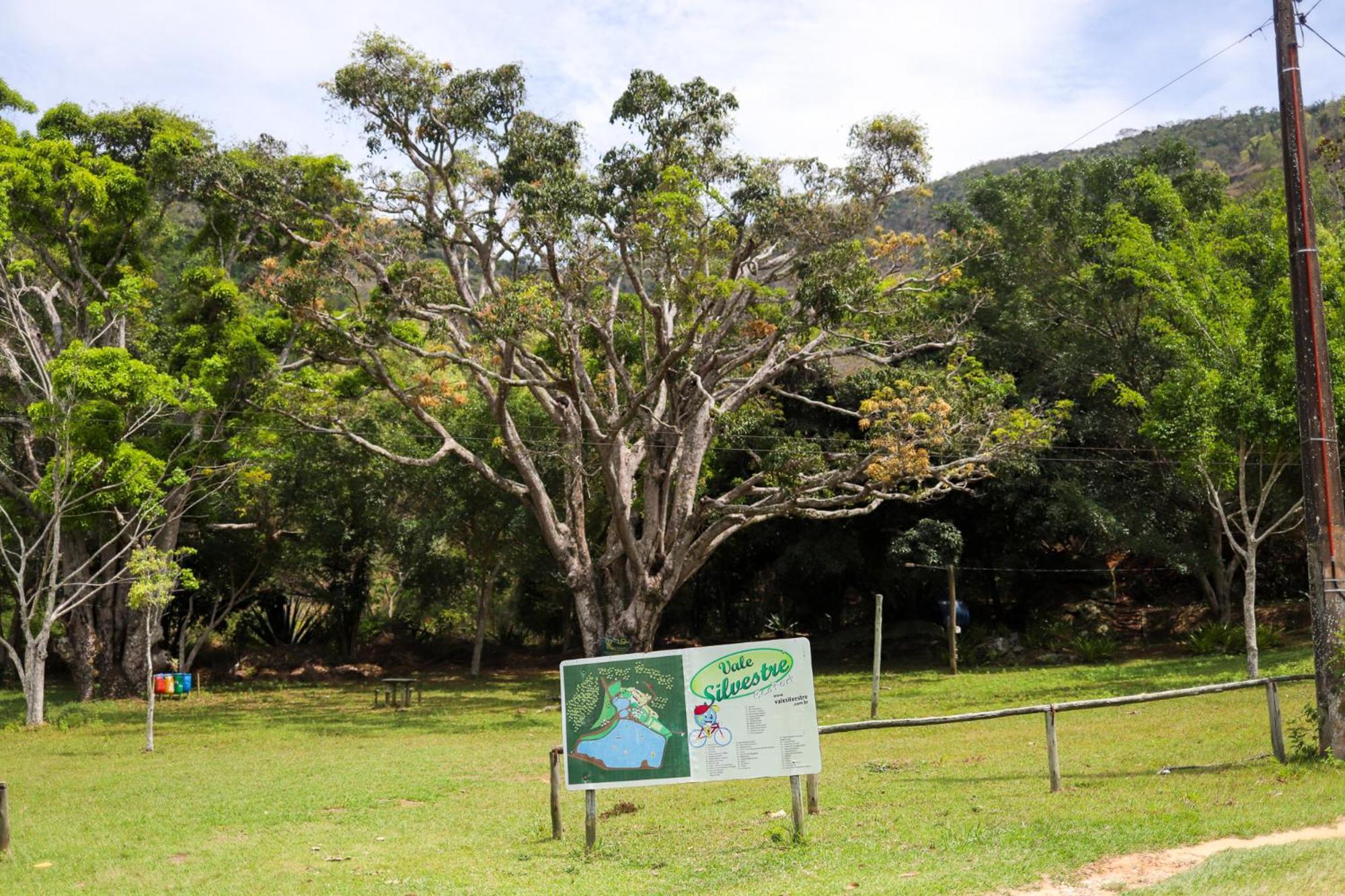 Vale Silvestre Eco Park Hotel Governador Valadares Buitenkant foto