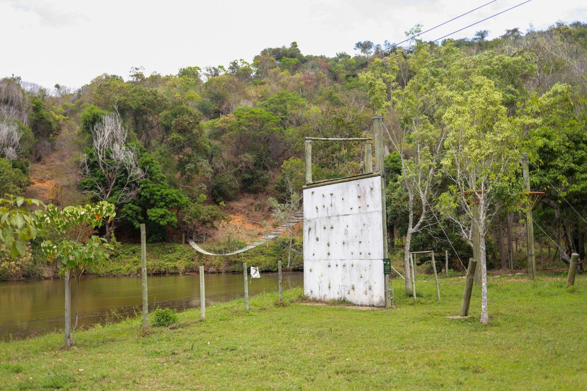 Vale Silvestre Eco Park Hotel Governador Valadares Buitenkant foto