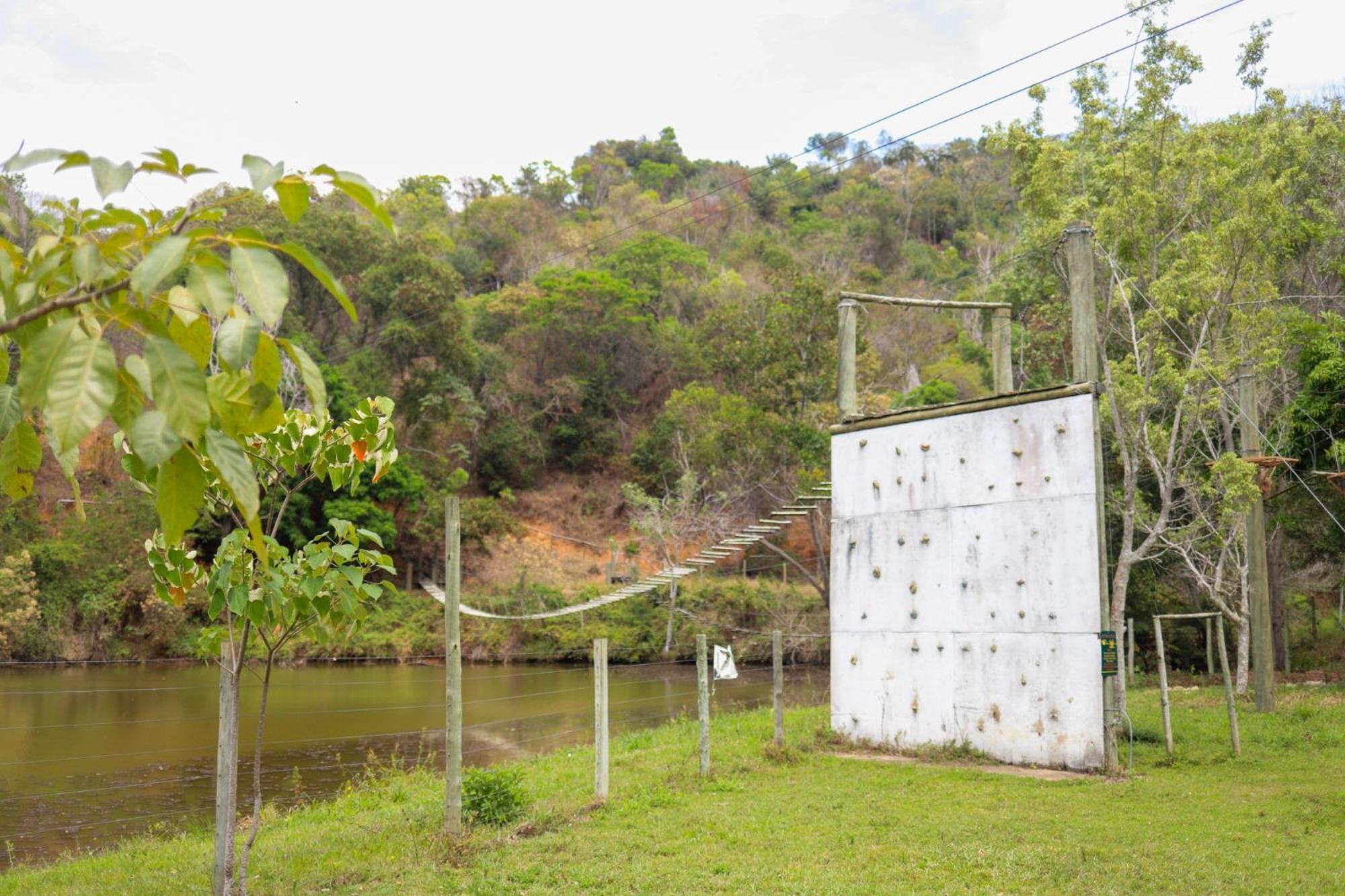 Vale Silvestre Eco Park Hotel Governador Valadares Buitenkant foto